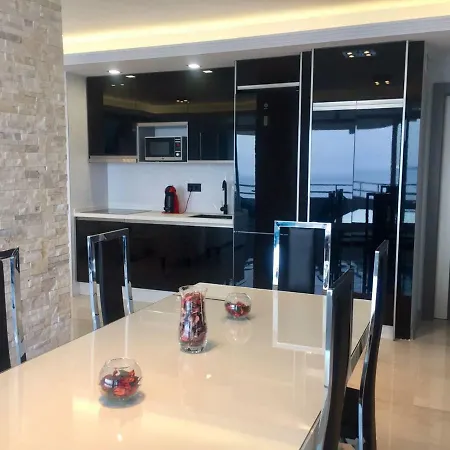 Deluxe Supreme Apartment